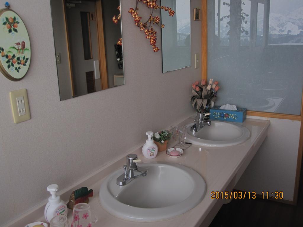 Apple Inn Takasaka Nozawaonsen Zimmer foto